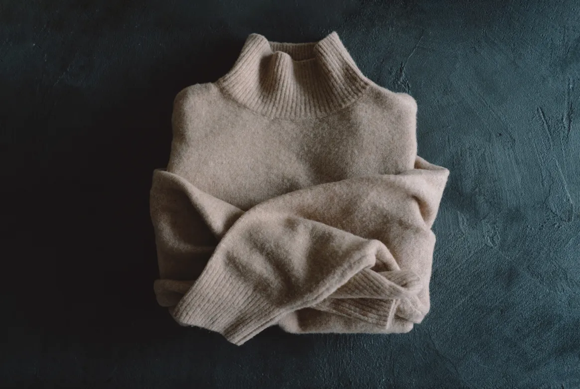 What is Grade A Cashmere? A Technical Guide to Sourcing and Authentication for Brands